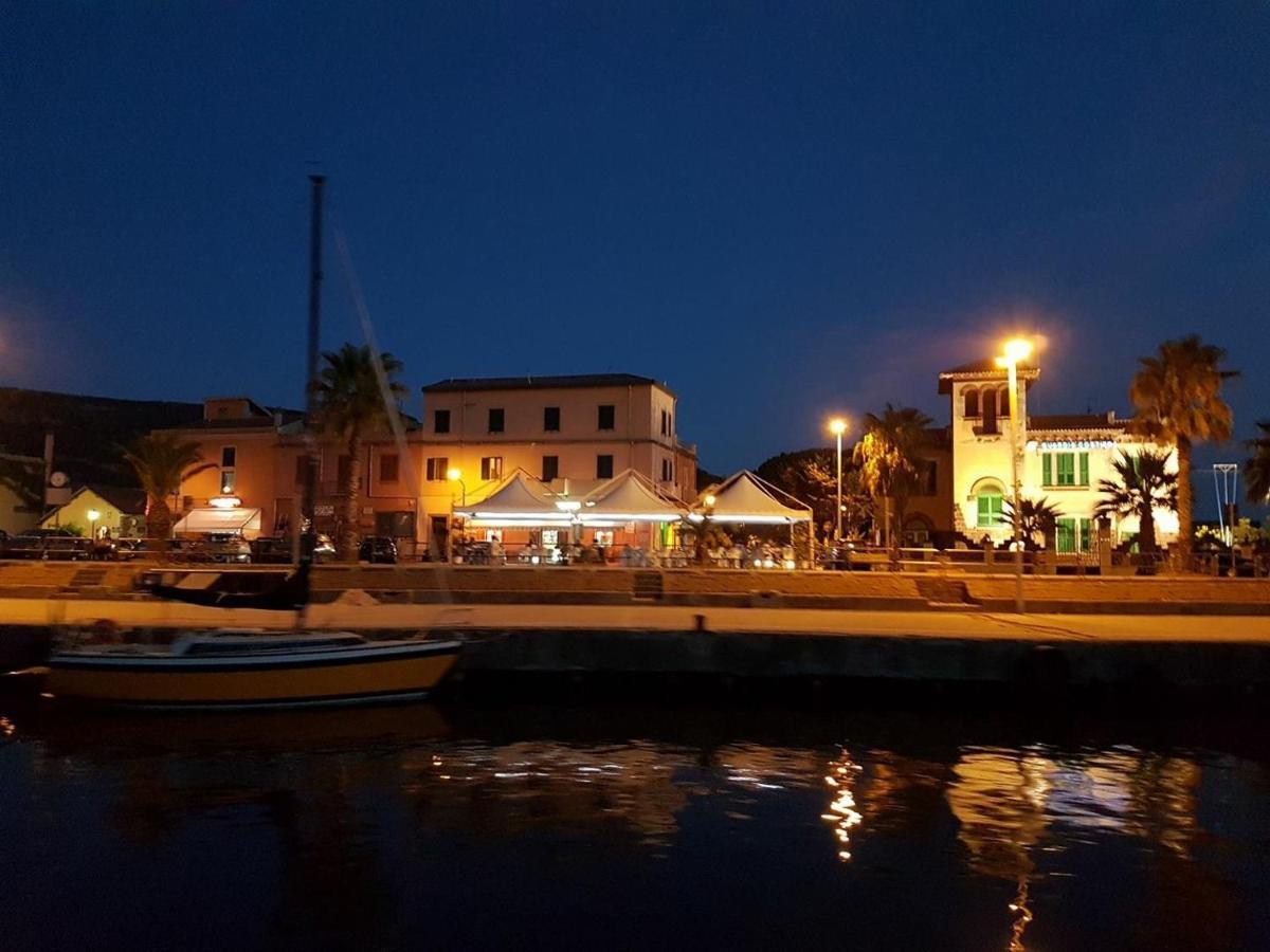 B&B del Porto Bosa Marina Esterno foto