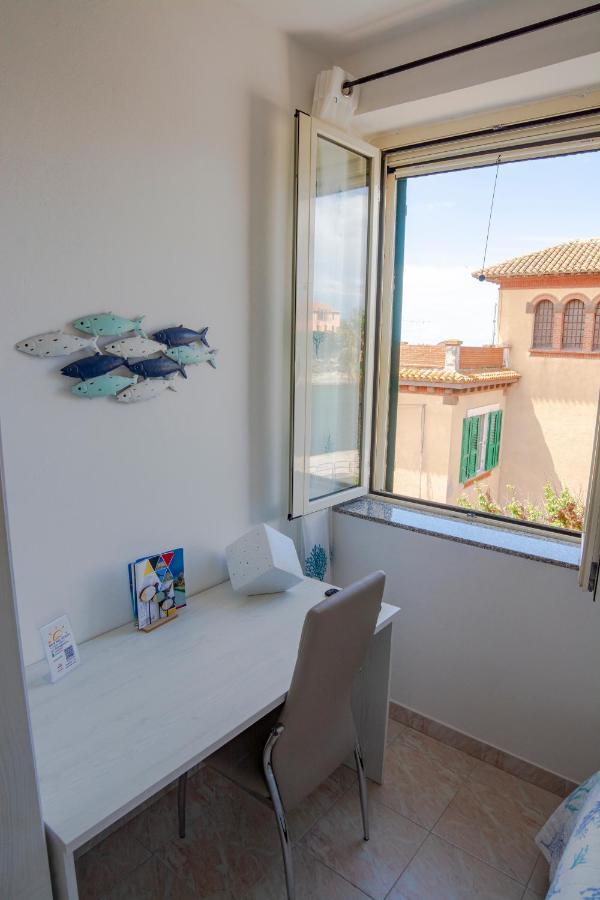 B&B del Porto Bosa Marina Esterno foto